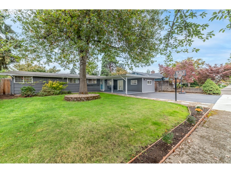 1072 President St, Eugene, OR 97401 - photo 1