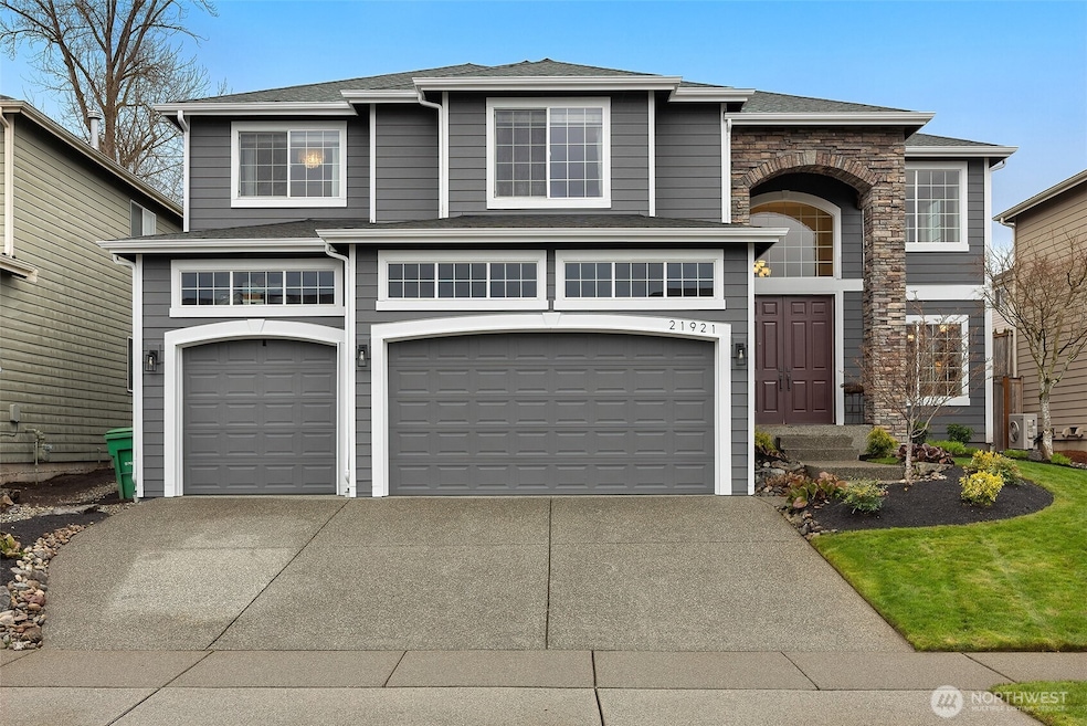 Sold $1,730,000 • Co-Listing Agent