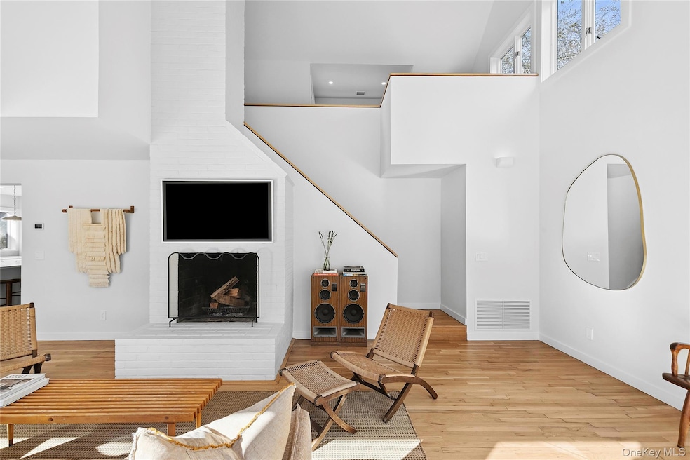 34 Floyd St, East Hampton, NY 11937 - photo 1