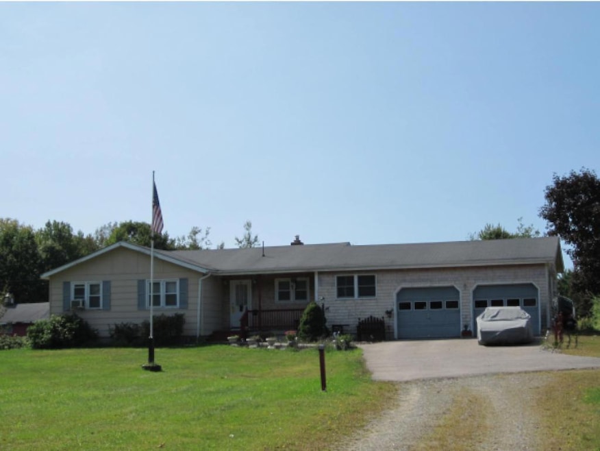 737 Salmon Falls Rd, Rochester, NH 03868 - photo 1
