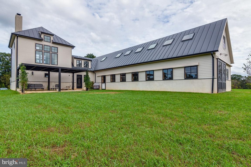 19365 Black Oak Rd, Purcellville, VA 20132 - photo 1