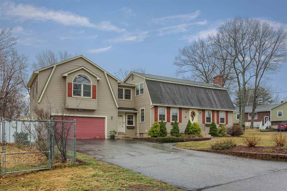 8 Huntingdon Ln, Nashua, NH 03062 - photo 1