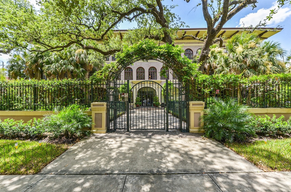 Built in 1913 as the DePelchin Faith Home and mode