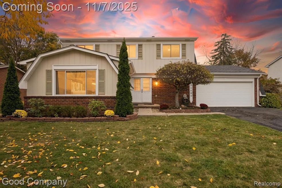 Under Contract $479,900 • Co-Listing Agent