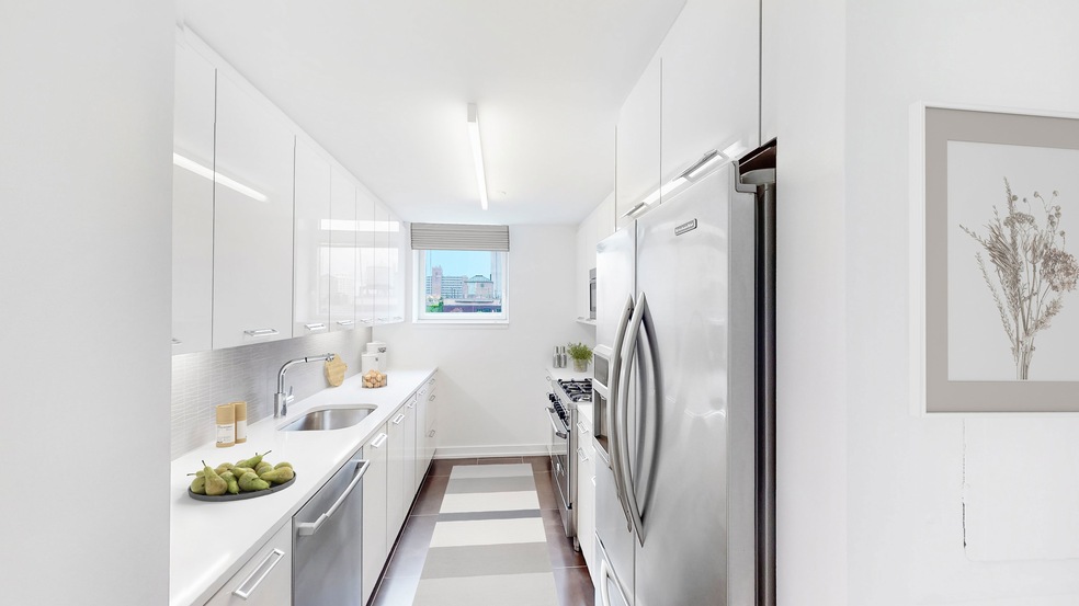 250 W 93rd St unit 16-C, New York, NY 10025 - photo 1