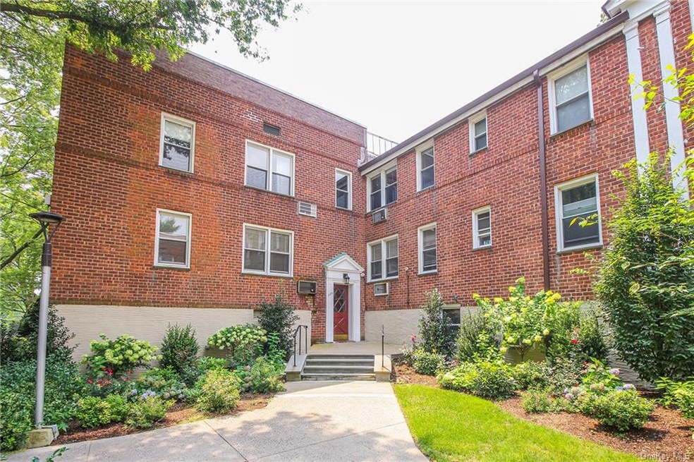 Welcome to 320 Palmer Terrace