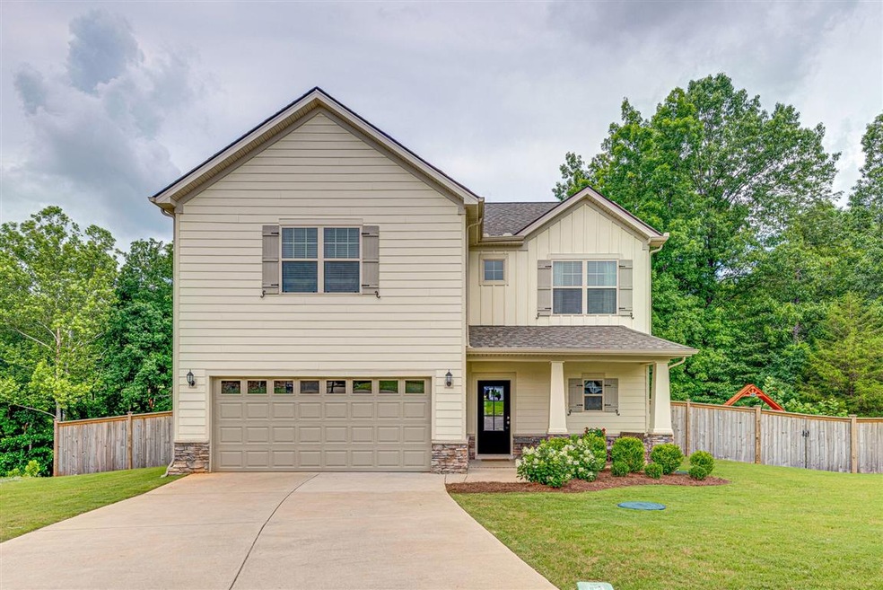 Welcome to 2006 Case Way located in Williamson Cou