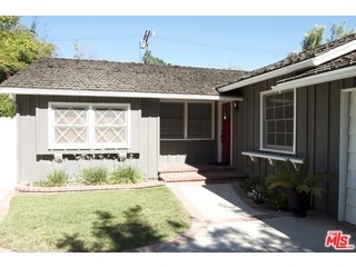 5212 Comercio Ave, Woodland Hills, CA 91364 - photo 1