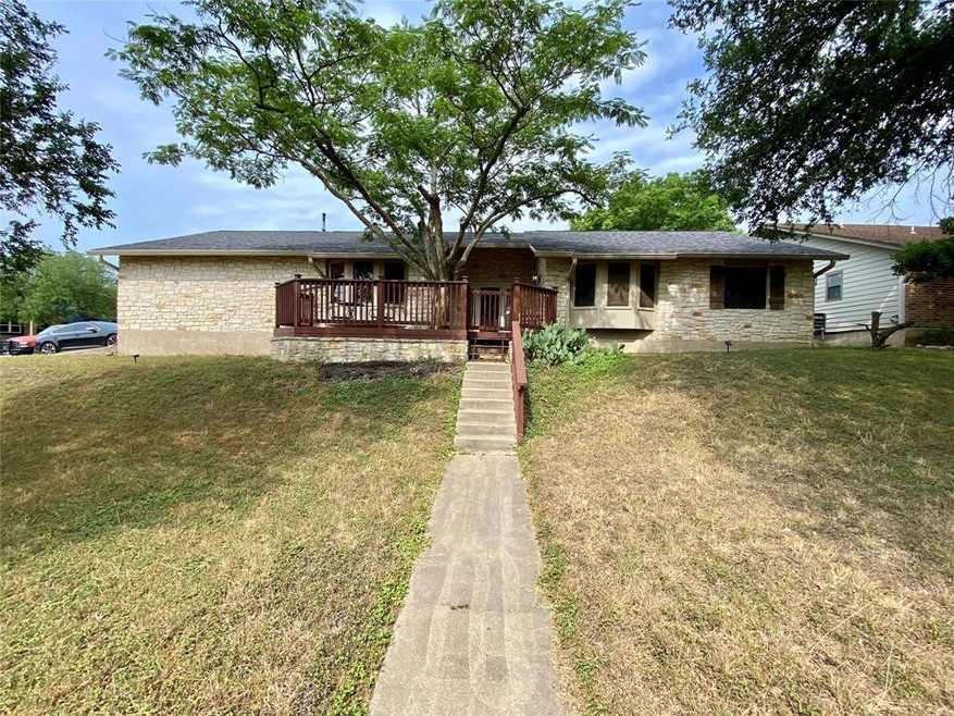7210 Smokey Hill Rd, Austin, TX 78736 - photo 1