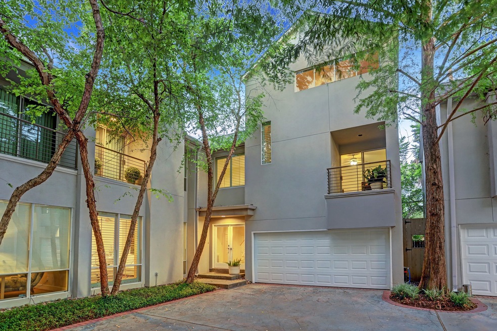 Welcome to 3109 Greenbriar, tucked away in the cor