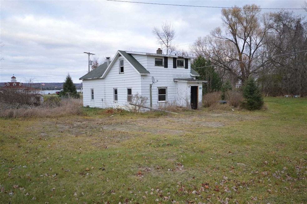 For Sale $165,000 • Co-Listing Agent