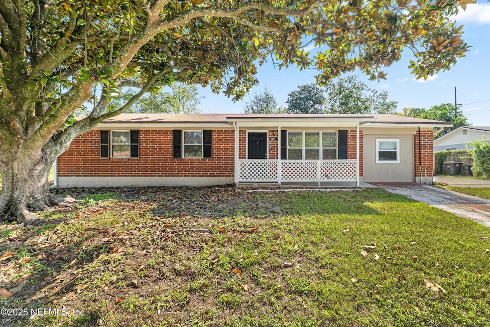 1007 Winstonian Way St, Jacksonville, FL 32221 - photo 1
