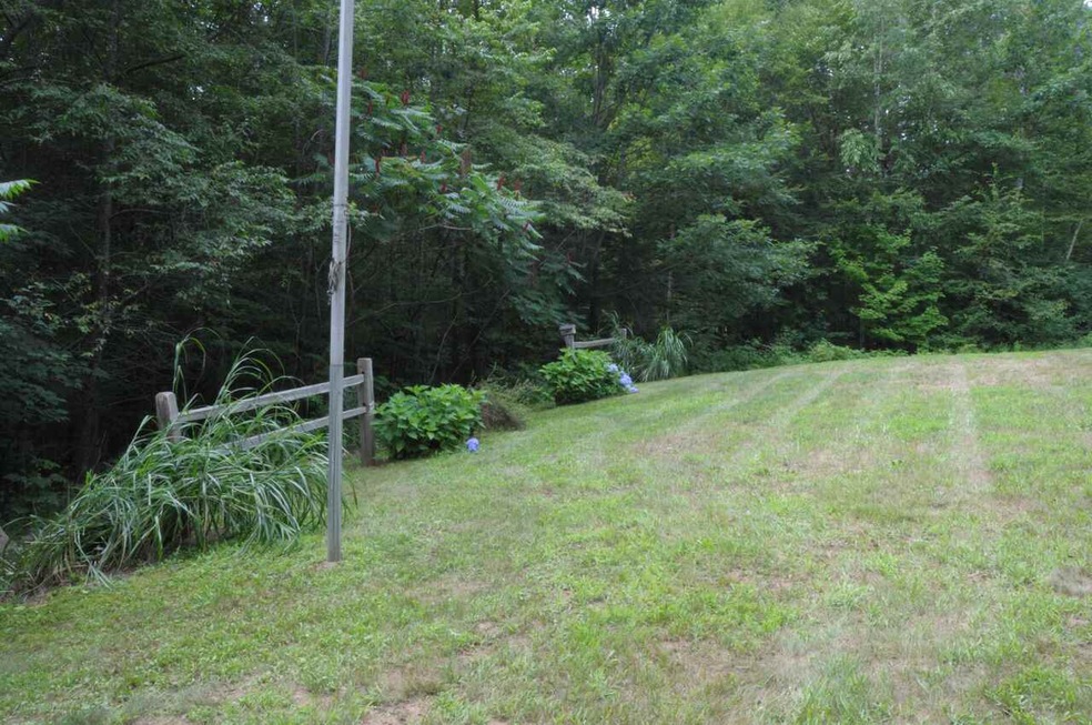 215 Meadowbrook Rd, New London, NH 03257 - photo 1