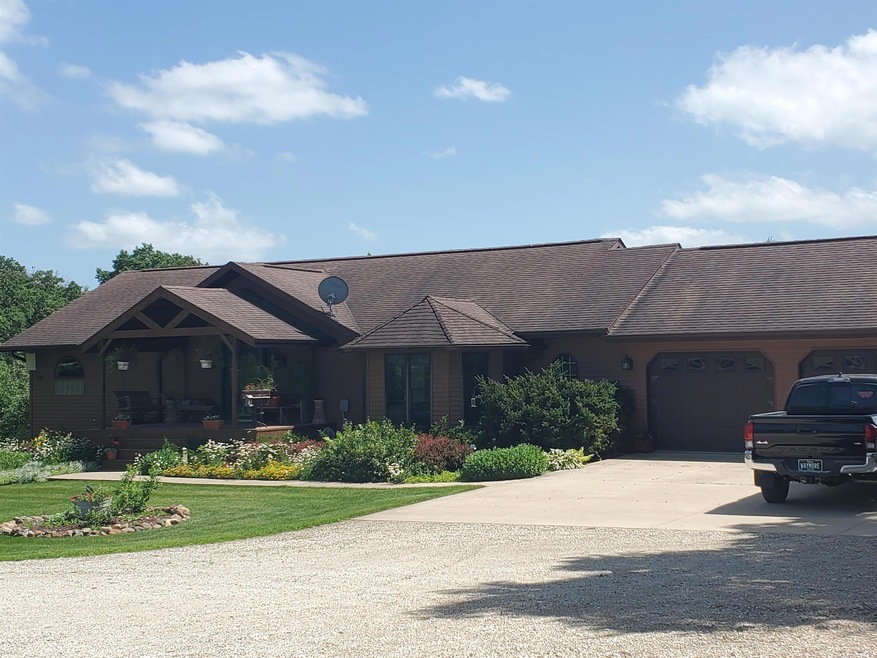 24625 115th St, Cresco, IA 52136 - photo 1