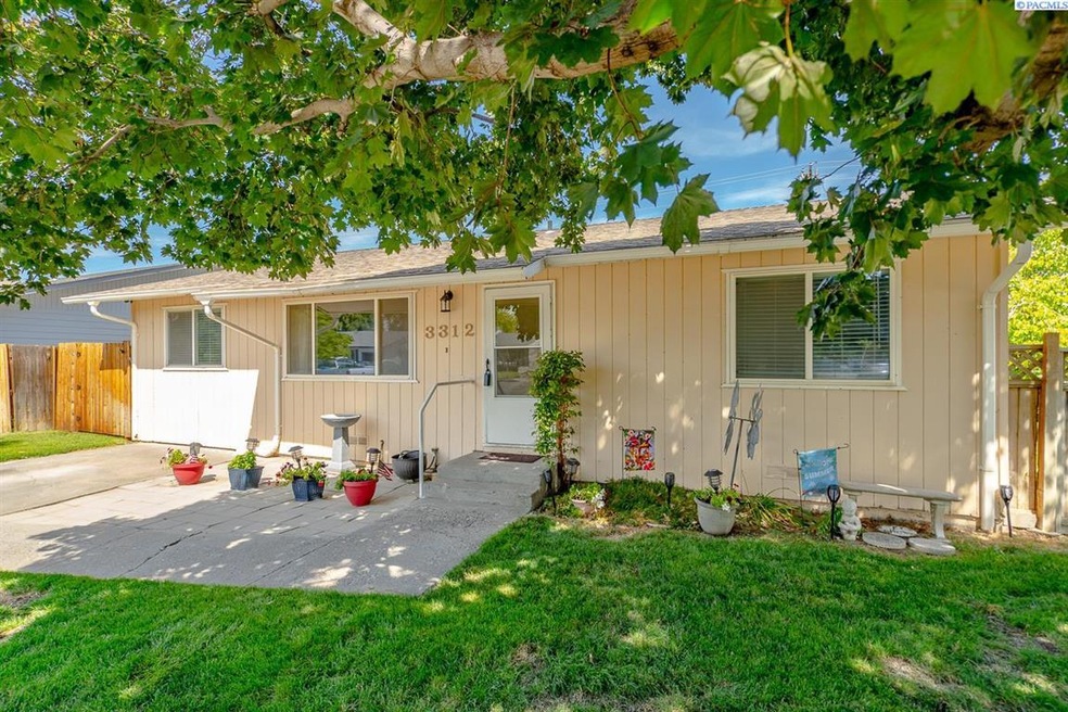 3312 W 3rd Ave, Kennewick, WA 99336 - photo 1