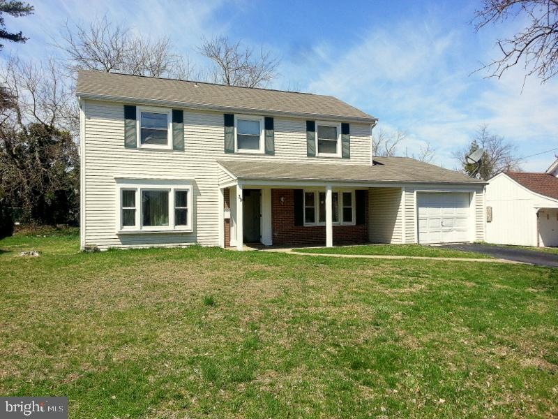 39 Princeton Ln, Willingboro, NJ 08046 - photo 1