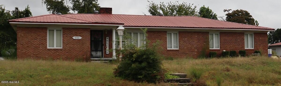 306 Greenfield Blvd, Greenville, NC 27834 - photo 1