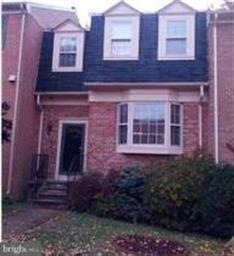 7758 Shootingstar Dr, Springfield, VA 22152 - photo 1