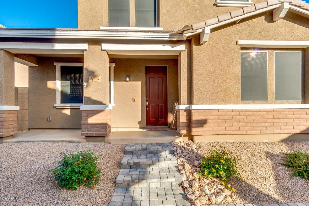 Adorable Front Porch!