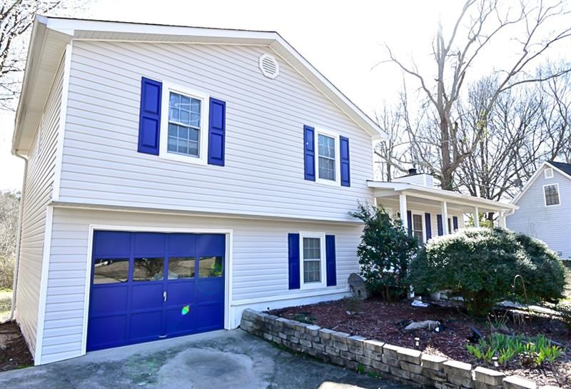 1255 Fairridge Cir SW, Marietta, GA 30008 - photo 1