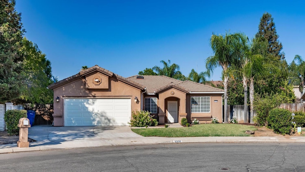 9398 N Recreation Ave, Fresno, CA 93720 - photo 1