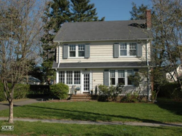 46 Parkway unit FRNT, Fairfield, CT 06824 - photo 1