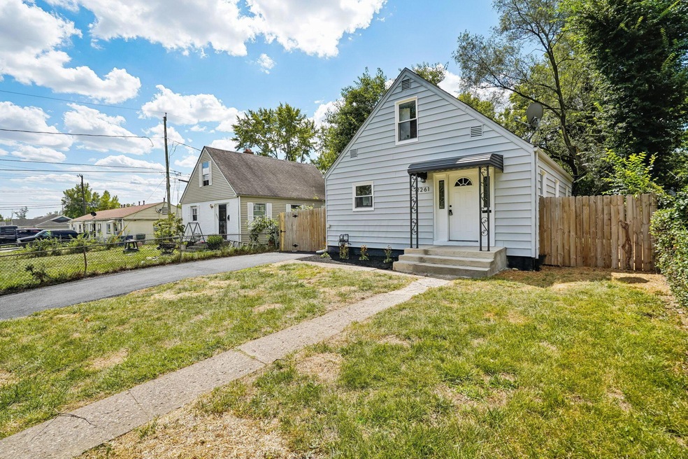 3-web-or-mls-2261-delbert-rd