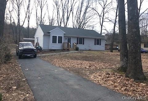 4 Mark Dr, Port Jervis, NY 12771 - photo 1