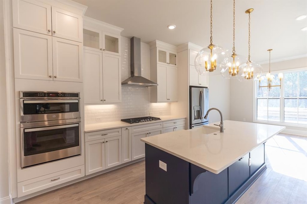 Hello Evanshire! This home is waiting for you! Photos shown are of previously finished home. This homesite is currently under construction.