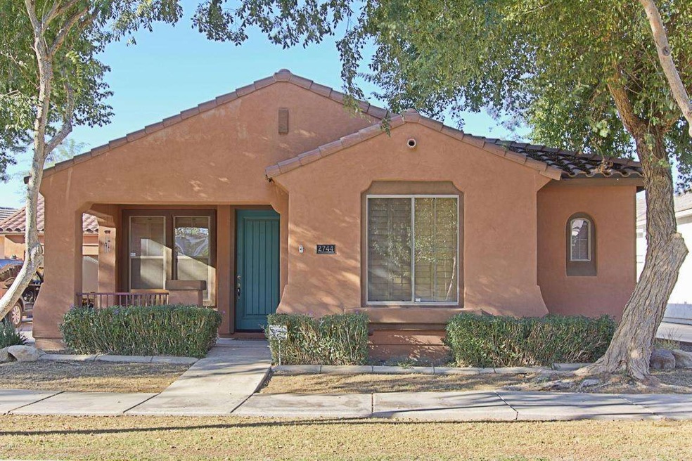 001_Front Exterior