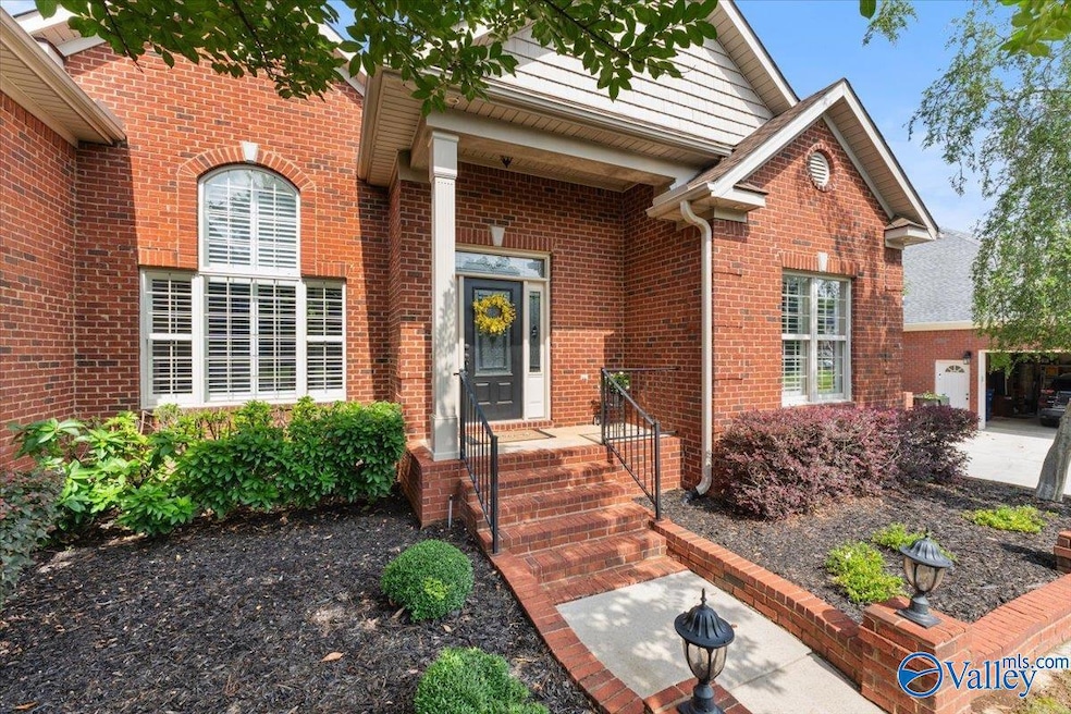 Under Contract $574,700