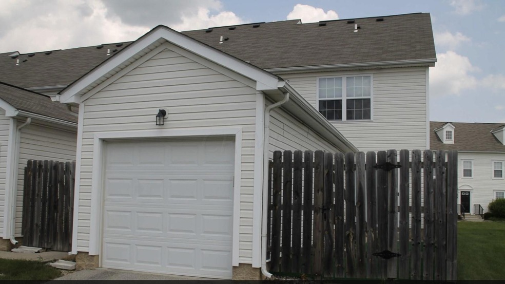 3629 Bracknell Forest Dr unit 3629, Groveport, OH 43125 - photo 1