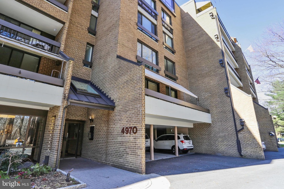 4970 Sentinel Dr, Bethesda, MD 20816 - photo 1