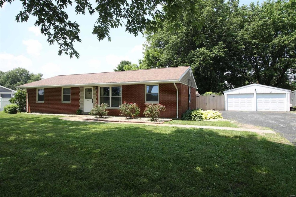 1717 Pleasant Ridge Rd, Maryville, IL 62062 - photo 1