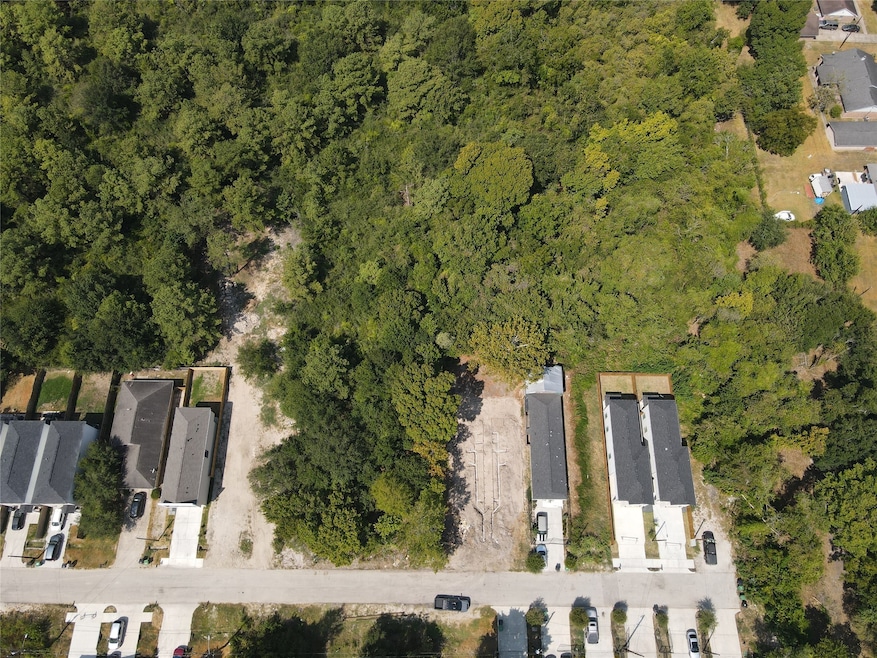 00 Rosevelt St, Houston, TX 77088 - photo 1