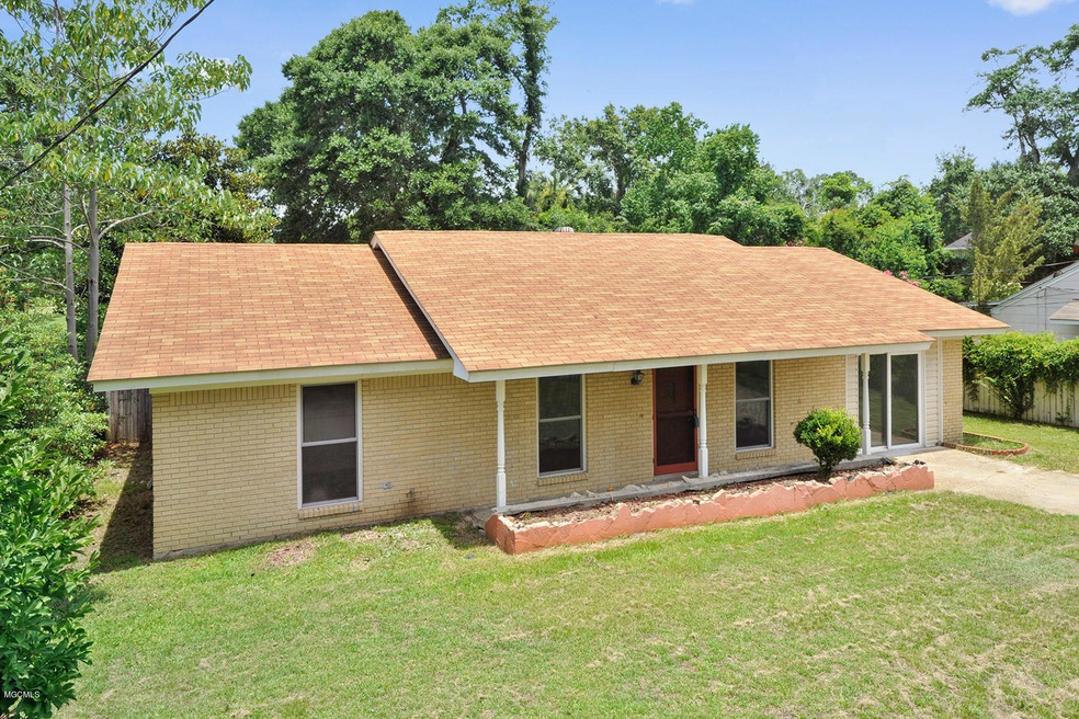 314 Oak St, Long Beach, MS 39560 - photo 1
