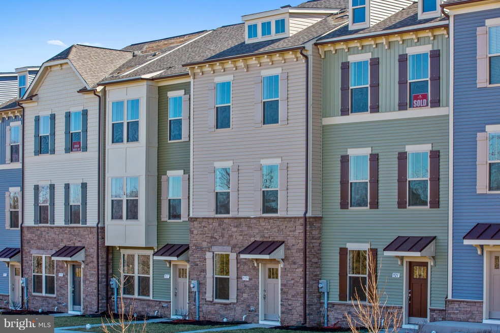 919 Badger Ave, Frederick, MD 21702 - photo 1