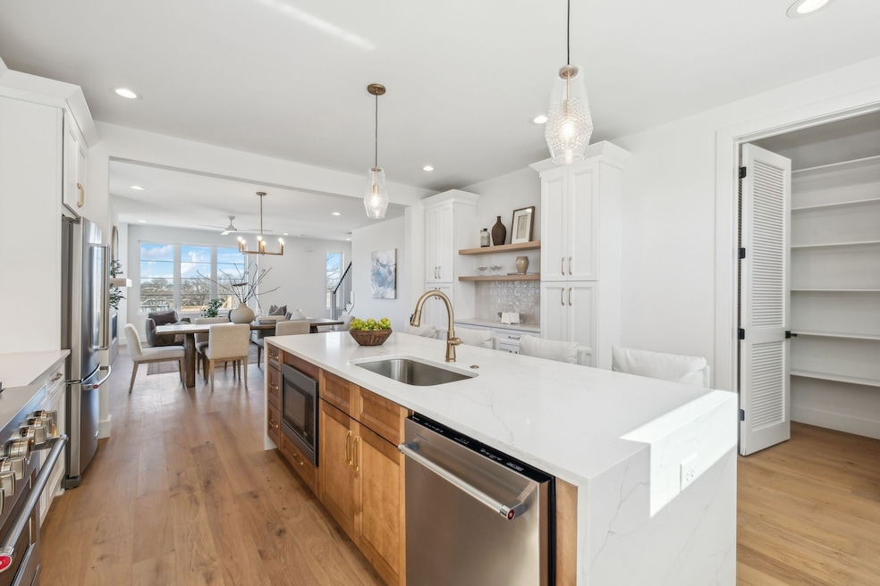 Sold $745,000 • Co-Listing Agent