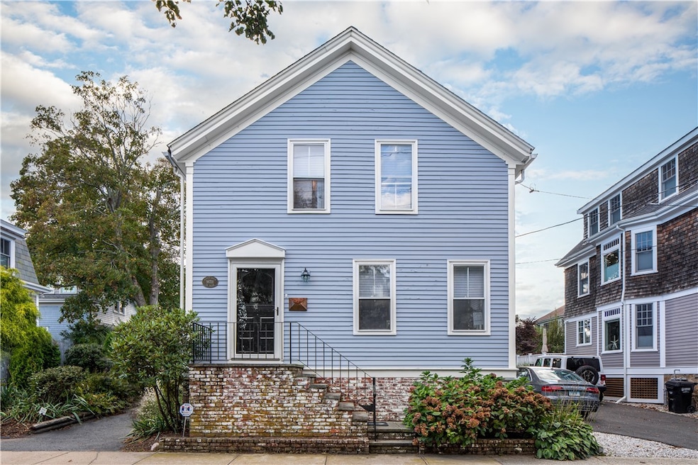 96 Third St, Newport, RI 02840 - photo 1
