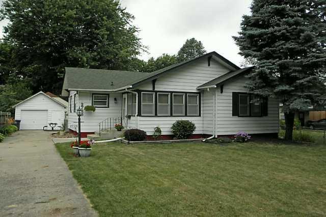 2728 45th St, Des Moines, IA 50310 - photo 1