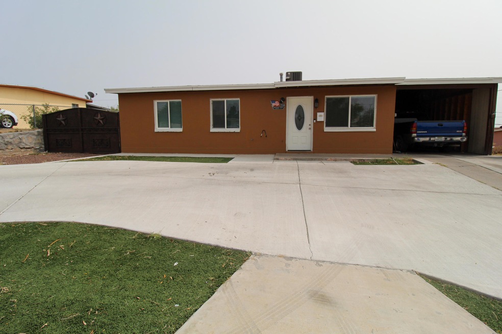 7936 Mazatlan Dr, El Paso, TX 79915 - photo 1