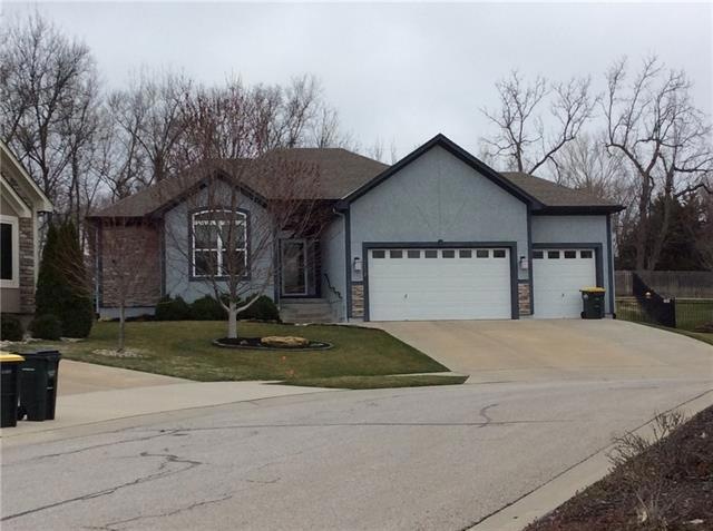 7108 Allman Dr, Shawnee, KS 66217 - photo 1