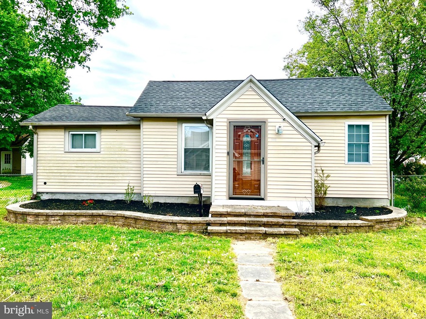 301 Mount Vernon St, Vineland, NJ 08360 - photo 1