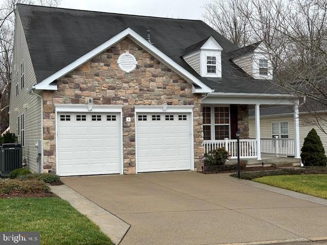 3611 Secret Grove Ct, Dumfries, VA 22025 - photo 1