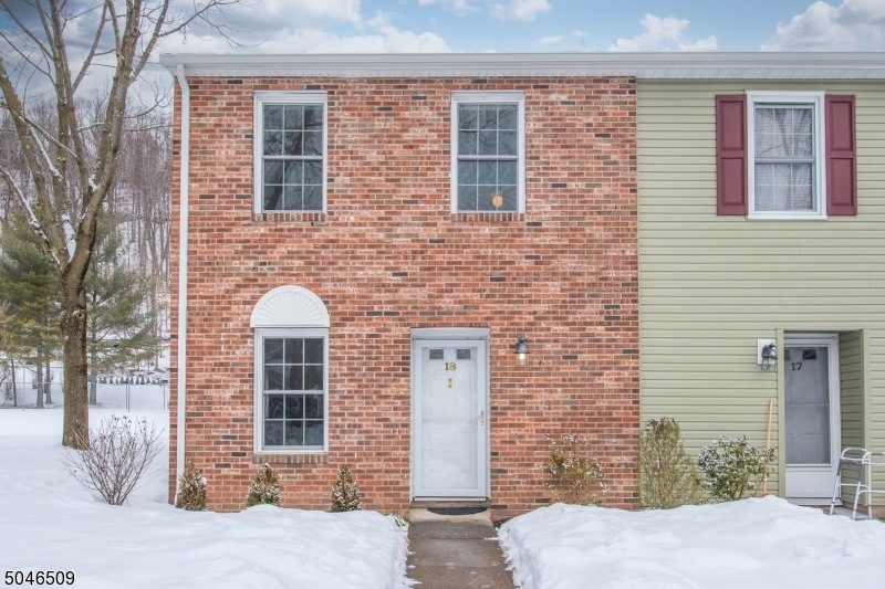 18 Toms Point Ln, Lincoln Park, NJ 07035 - photo 1