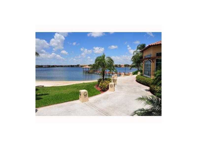 11343 NW 72nd Terrace, Doral, FL 33178 - photo 1