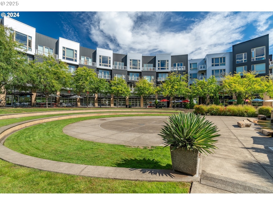 Crescent Promenade unit 420, Beaverton, OR 97005 - photo 1