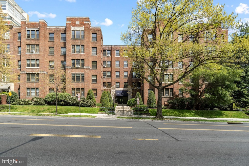 Tilden Court unit 512, Washington, DC 20008 - photo 1