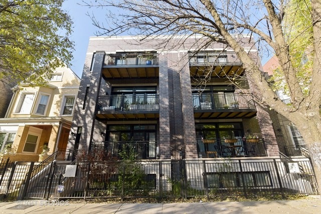 4834 N Damen Ave unit 3, Chicago, IL 60625 - photo 1