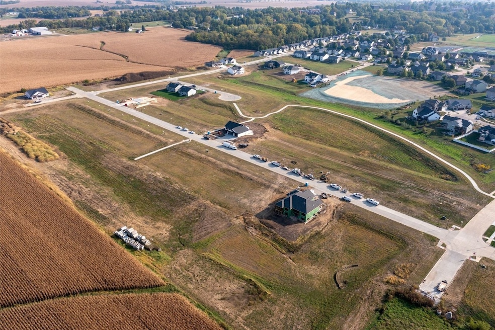 1725 3rd St SW, Mount Vernon, IA 52314 - photo 1